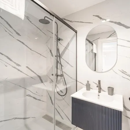 Daire Elegante Estudio Frente Al Canal Con Terraza Empuriabrava