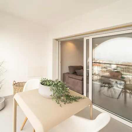 아파트 Estudio Frente Al Canal Con Terraza Y Mar *